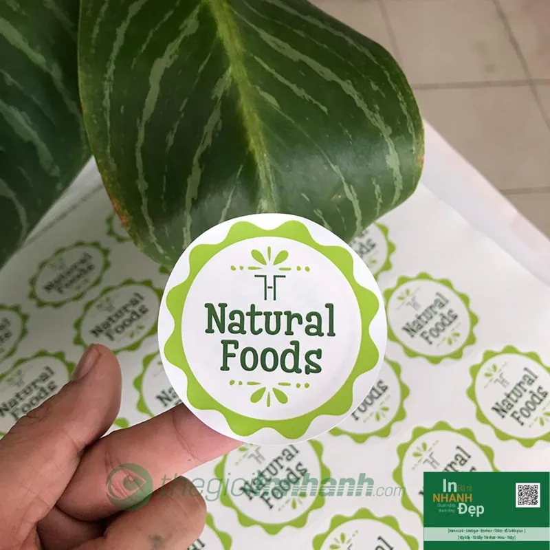 Tem tr&ograve;n Natural Foods phối xanh l&aacute;